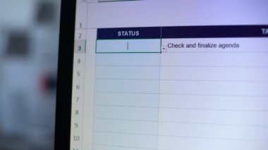 Tamamlamak yazılı onay ve kesinleşmiş gündem görev, kontrol listesi, durum planlama
