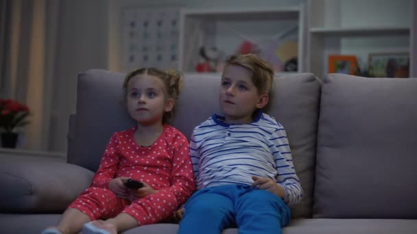 Small Children Watching Television Surprised Opened Door Parents Control — Stock Video