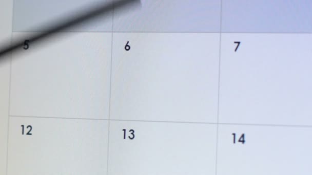 Persona escribiendo reunión de negocios en el calendario en línea, aplicación de diario para la gestión del tiempo — Vídeo de stock
