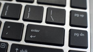 Laptop klavyesine düğme girin, programlar kolay erişim, veri girişi, dönüş anahtarı