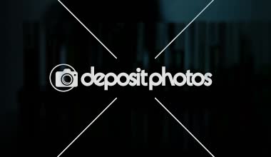 Laboratuar kimyager derin dondurmadan sarı sıvı ile test tüpü alarak, esansiyel yağı