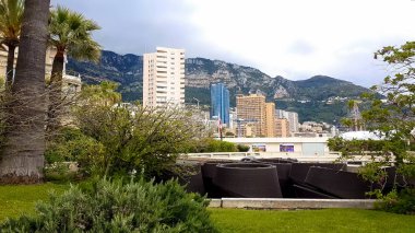 Birkaç arka plan dağlar, kiralama konaklama tatil otelleri