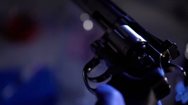 Tabanca, Adli muayene iletken uzmanı varil closeup kontrol