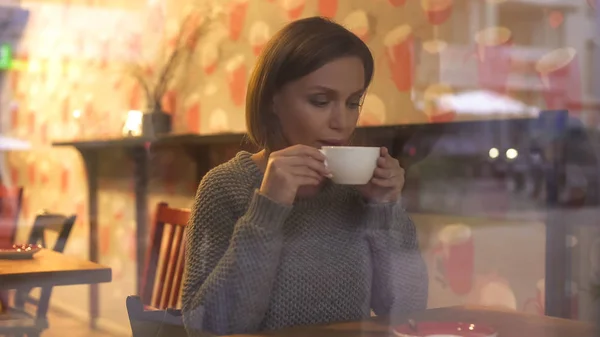 Beautiful Woman Enjoying Warm Drink Dreaming Future Making Plans — 스톡 사진