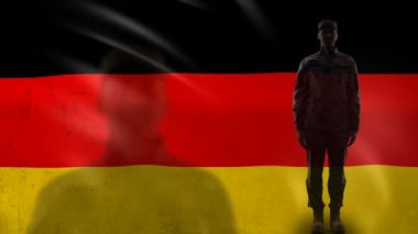Alman asker silueti ulusal bayrak karşı selamlama, anma günü, savunma
