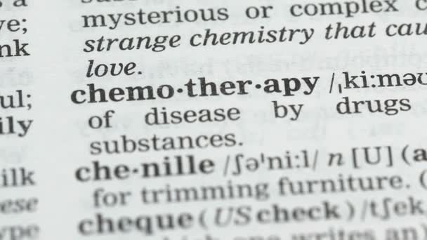 Chimiothérapie, mot pointé dans le dictionnaire anglais, traitement du cancer, soins de santé — Video