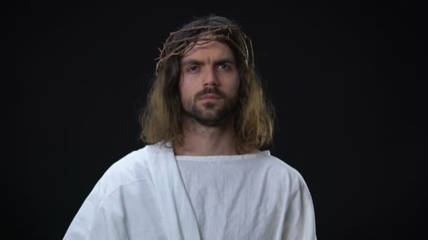 Messia mostrando mano invitando la vita onesta e pacifica, la storia sacra, la fede — Video Stock