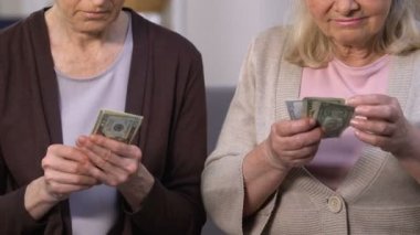 Küçük emekli aylığı, emekli yoksulluğu, sosyal sübvansiyon sayan umutsuz yaşlı kadınlar