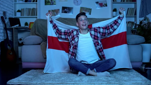 Счастливый Студент Английским Флагом Болеет Футбольную Команду Чемпионате Мира — стоковое фото