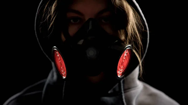 Femme Respirateur Sur Fond Sombre Protection Contre Les Attaques Gaz — Photo