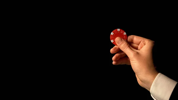 Hand Suit Showing Red Chip Black Background Successful Poker Bets — Stock Photo, Image