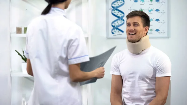 Doctor Informing Patient Foam Cervical Collar Good Ray Result Rehab — Stock Photo, Image