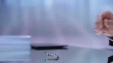 El gösteren anahtarları süit, lüks condominium, gayrimenkul