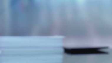 Rüşvet anahtarlık kadın alma, yozlaşmış hükümet sistemi, suç yazılı