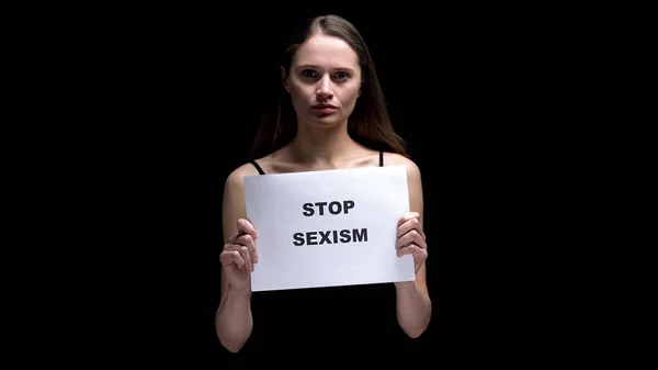 Vrouw Tonen Stop Seksisme Teken Campagne Tegen Vooroordelen Discriminatie — Stockfoto