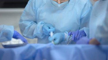 Komada kadın, ekg monitörde kalp hızı sıfıra düşmesi, hasta ölümü, sağlık