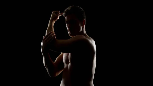 Esportista Sexo Masculino Fazendo Ginástica Conjunta Antes Treinamento Aquecimento Boxe — Fotografia de Stock