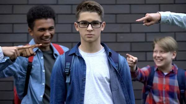 Boy Boldly Looking Camera Mockery Classmates Resisting Bullying — Stock Photo, Image