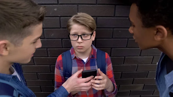 Mean Schoolboys Taking Away Phone Classmate Mental Pressure Cyberbullying — Stock Photo, Image