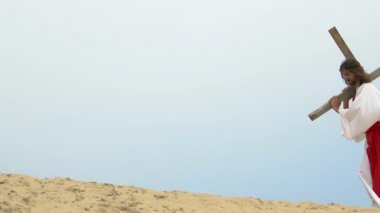 İsa ağır haç ile düşen, Calvary Hill yolda acı, çarmıha gerilme