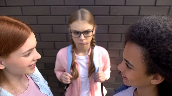 Female Students Laughing Ashamed Classmate Eyeglasses School Harassment — Stock Photo, Image