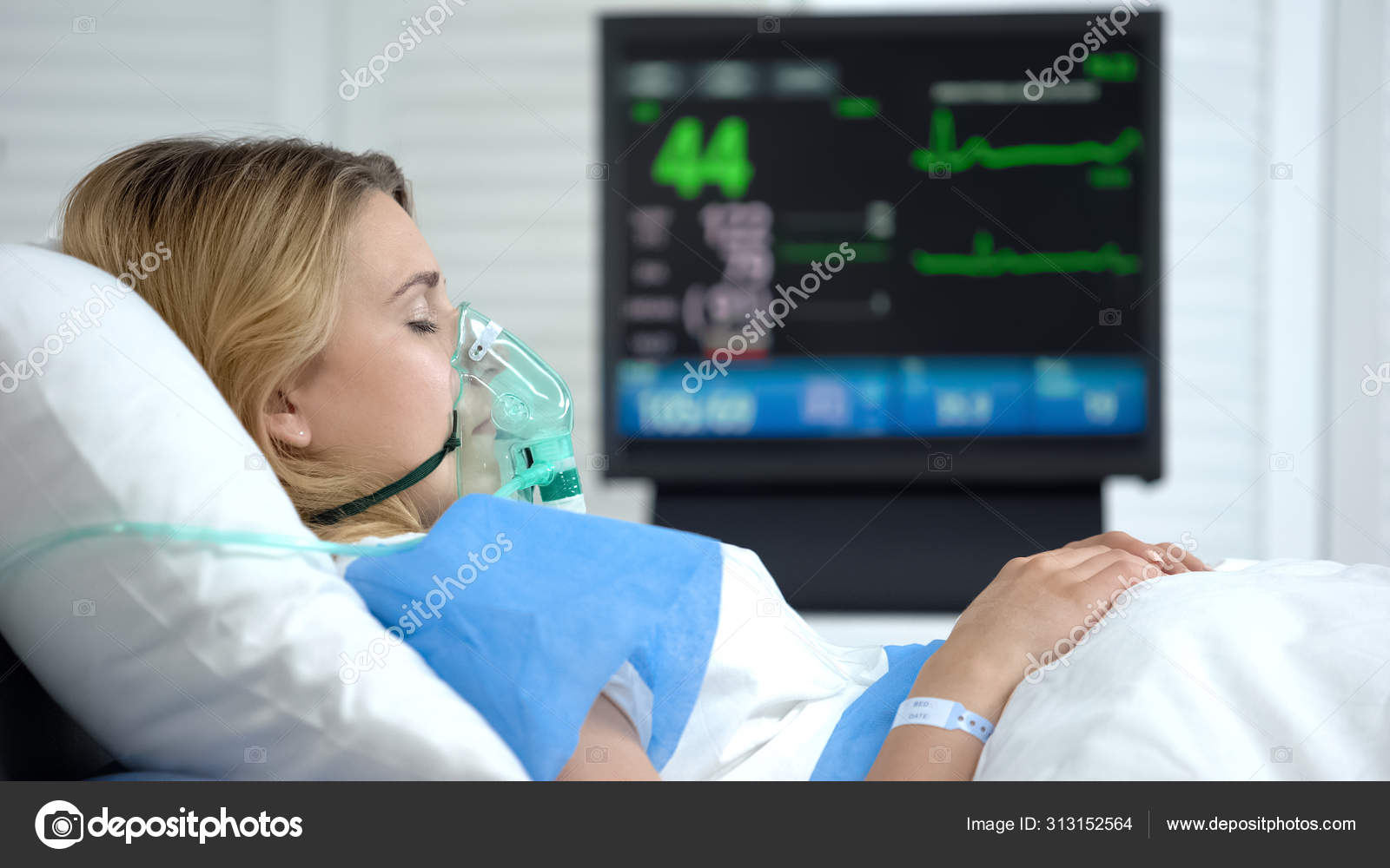 Woman Coma Heart Rate Falling Ecg Monitor Intensive Care Hospital.