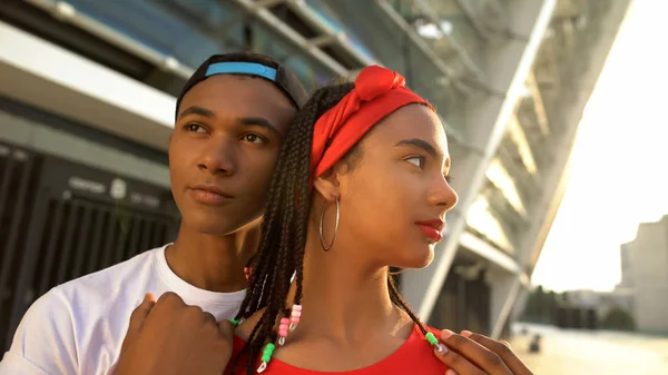 Teenage Couple Embracing Enjoying Time Together Adolescent Genuine Love — Stock Photo, Image