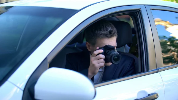 Detective Privado Espionagem Carro Tirar Fotos Câmera Investigação — Fotografia de Stock