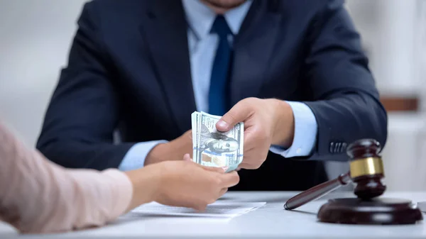 Corrupte Advocaat Die Dollars Aanneemt Van Cliënt Rechtbank Corruptiewet — Stockfoto