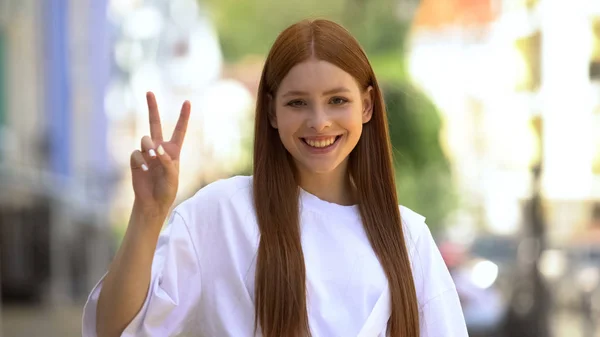 Beautiful Teenager Female Showing Victory Sign Gesture Fingers Success — 스톡 사진