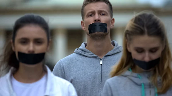 Journalisten Met Getapete Mond Schending Van Vrijheid Van Meningsuiting Corruptie — Stockfoto