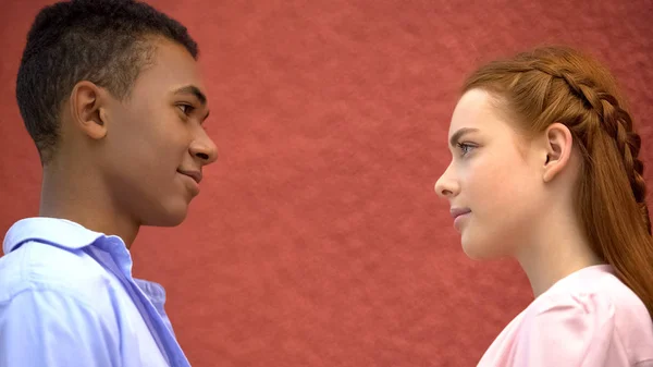 Multiracial Teenagers Looking Each Other Love Romantic Date Affection — Stock Photo, Image