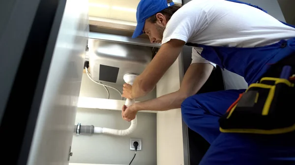 Handyman Checking Clogged Water Pipe Installing Faucet Plumbing Repair Service — Stok fotoğraf