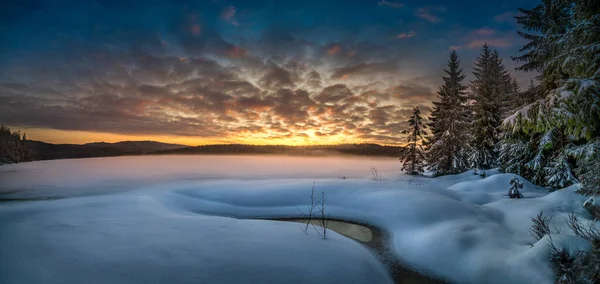 Csodálatos Téli Táj Napkeltekor Naplementekor Legjobb Fotó — Stock Fotó