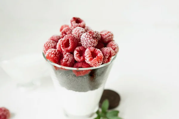 Fresh Frozen Red Beautiful Raspberries Tall Glass Light Table Summer — Stock Photo, Image