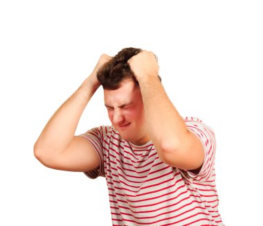 Genç rapçi adam sinirli ve umutsuz. Ellerini kafasına kızgın ve üzgün bir çocuk. duygusal adam beyaz arka plan üzerinde izole.