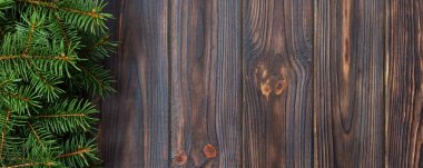 Noel köknar ağacı ahşap backgrond. Üstten görünüm reklam afiş.