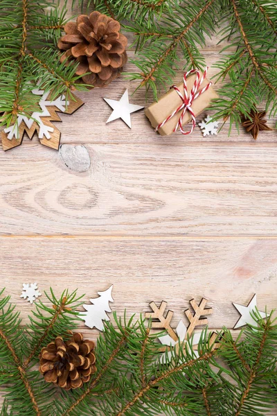 Boże Narodzenie Tło Fir Tree Dar Pole Drewnianym Stole Widok — Zdjęcie stockowe