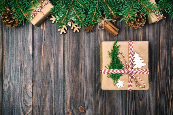 Christmas Vintage Tonad Bakgrund Med Fir Tree Och Gåva Rutan — Stockfoto