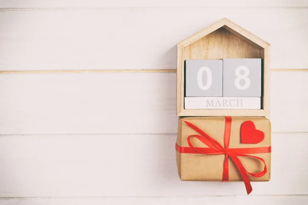 Caja Regalo Tono Calendario Bloques Madera Vintage Con Corazón Rojo — Foto de Stock