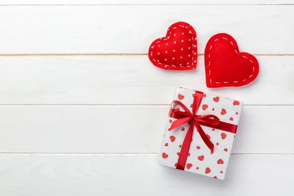 Valentine Andere Vakantie Handgemaakte Heden Papier Met Rode Harten Geschenken — Stockfoto