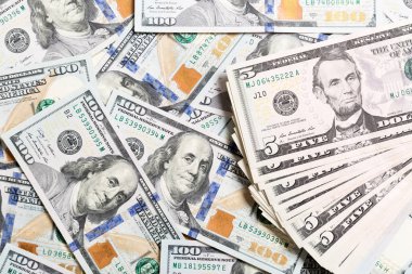 Para amerikan yüz dolarlık banknotlar, yatay ile arka plan. Kopyalama alanı ile arka planda iş kavramının en iyi görünümü