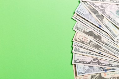 Arka plan Us Dollar banklar para kopya alanı ile arka planda iş kavramının üst görünümü
