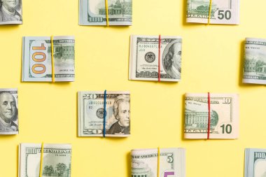 Para Arka Plan iş kavramı metin için kopya alanı ile üst wiev amerikan yüz dolarlık banknotlar ile.