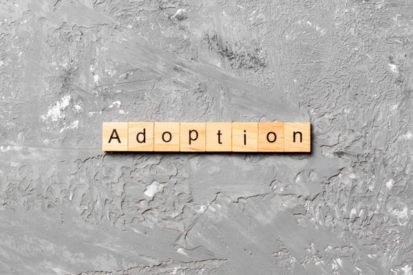 Mot Adoption Écrit Sur Bloc Bois Adoption Texte Sur Table — Photo
