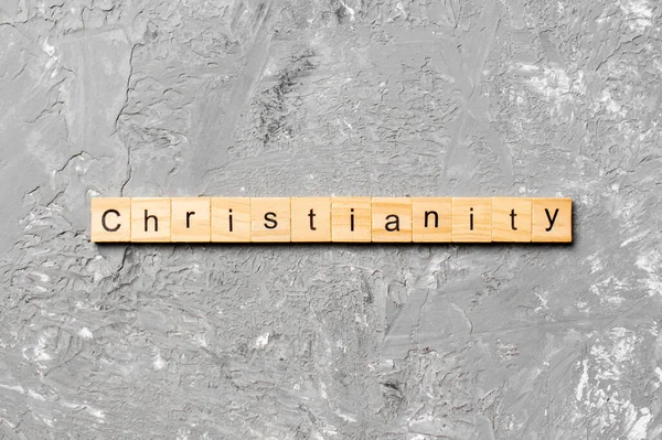 Ahşap Blokta Yazan Hristiyanlık Kelimesi Masada Hıristiyanlık Metni Konsept — Stok fotoğraf