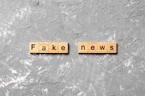 Fake News Word Written Wood Block Fake News Text Table — Stock Photo, Image