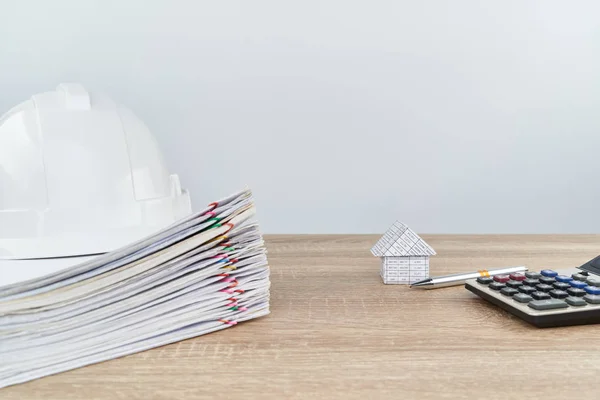 House Pen Calculator Have Blur White Engineer Hat Pile Overload — Stock Photo, Image