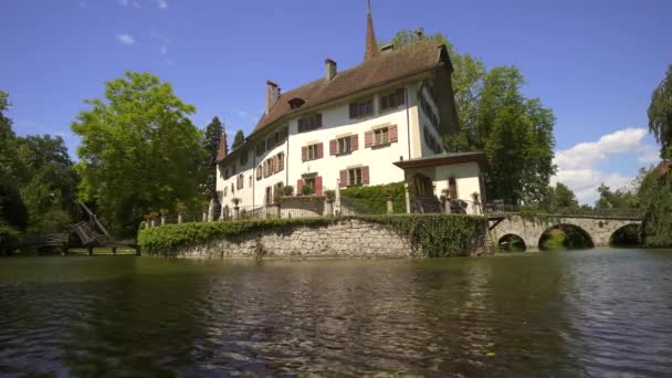 Blick Auf Das Berühmte Landshuter Schloss Schweiz — Stockvideo