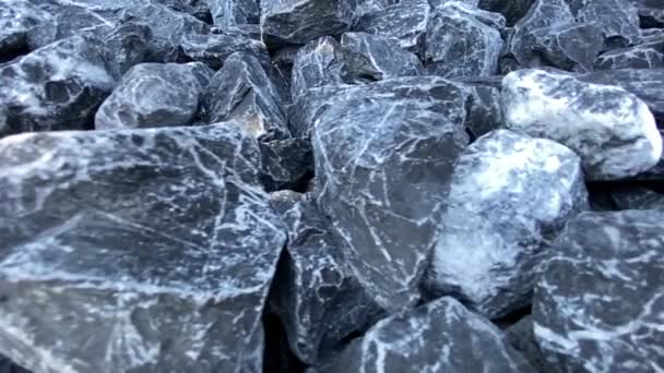 Güzel Granit Taşların Yakın Plan Görüntüsü Tam Kare Doğal Arka — Stok video